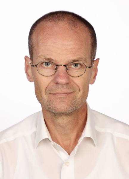 Dr. Roland Hoos-Michelotti